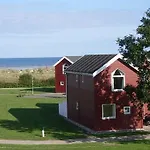 Holiday park & Vandland 3*