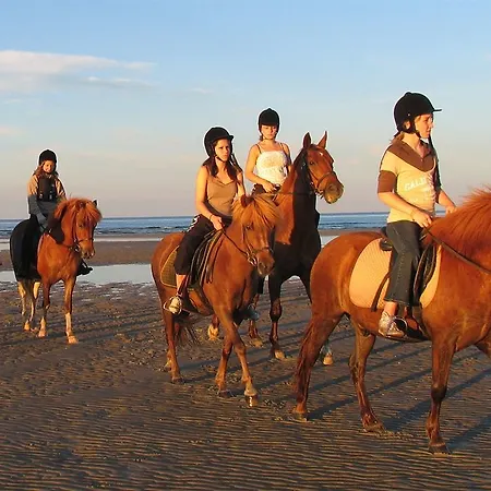 & Vandland Øster Hurup