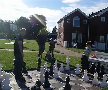 & Vandland Øster Hurup